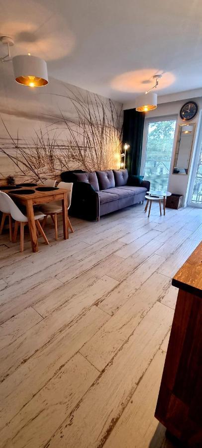 Apartament Powstancow A23 Z Dostepem Do Basenu Baltic Apartament โปเบียโรโว ภายนอก รูปภาพ