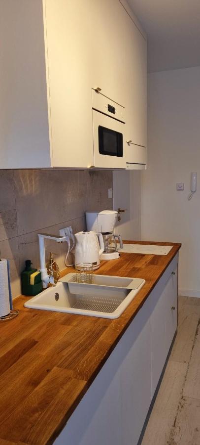 Apartament Powstancow A23 Z Dostepem Do Basenu Baltic Apartament โปเบียโรโว ภายนอก รูปภาพ